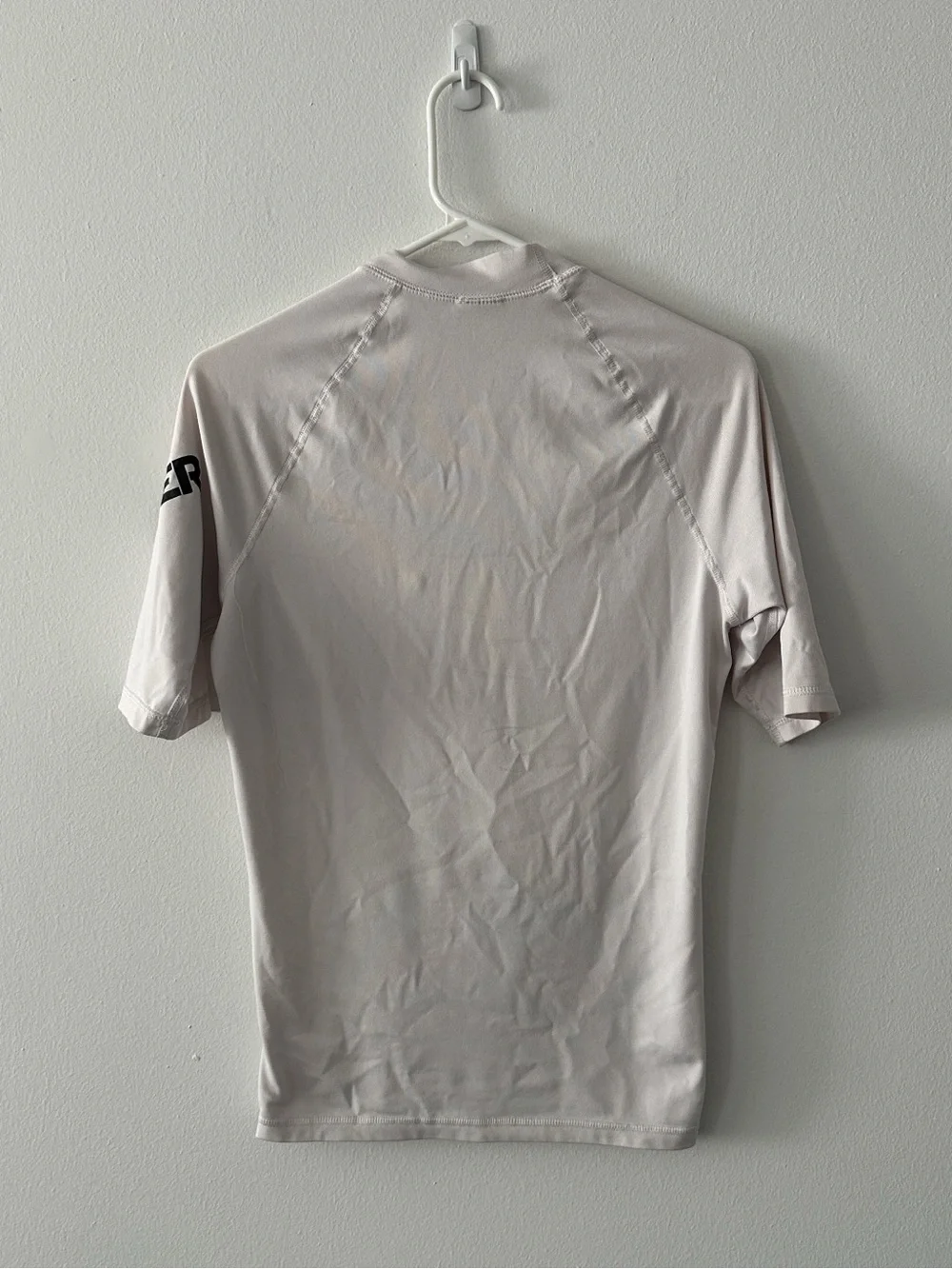 Quicksilver Off White Short Sleeve Rash Guard Surf Tee No Size Tag Est. Size Men